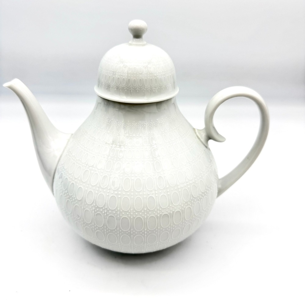 Rosenthal Romanze White Teapot Bjorn‎ Wiinblad Germany Mid Century Porcelain